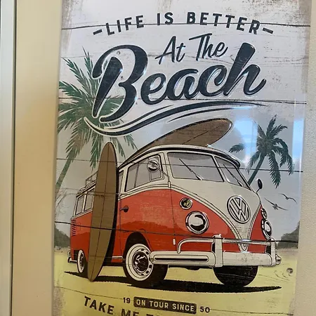 T2 Les Pieds Dans Le Sable ! *